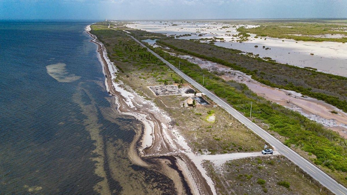 Terreno en Venta frente al Mar, Playa Santa Clara, Yucatán
