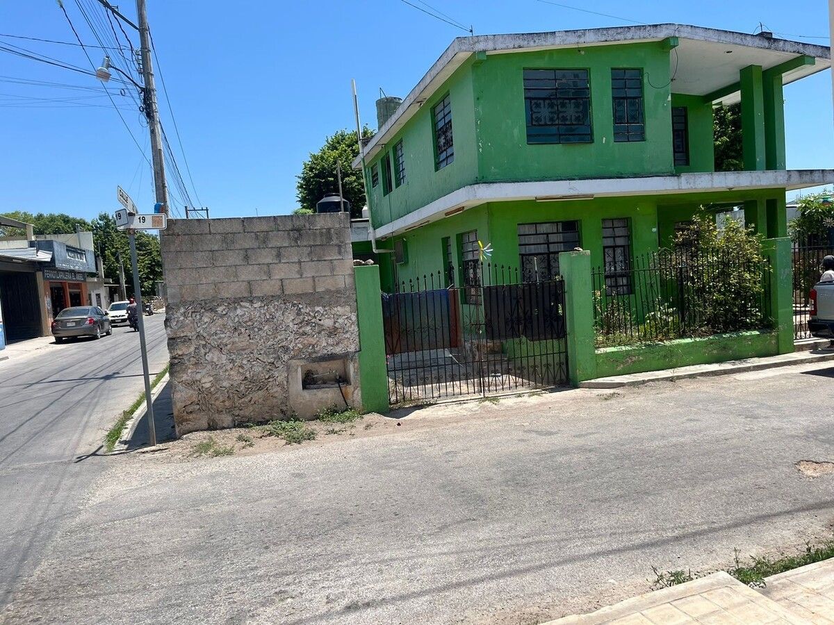 CASA EN VENTA EN ESQUINA EN TICUL