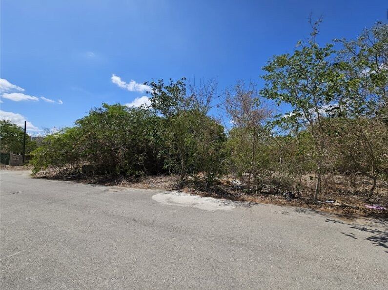 TERRENO EN ESQUINA UBICADO EN DZITYA, YUCATÁN