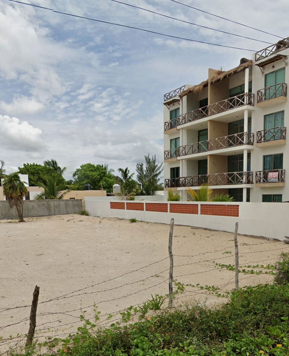TERRENO EN SEGUNDA FILA EN CHICXULUB YUCATÁN