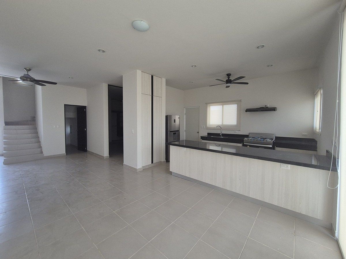 Residencia en privada cerca de las Américas